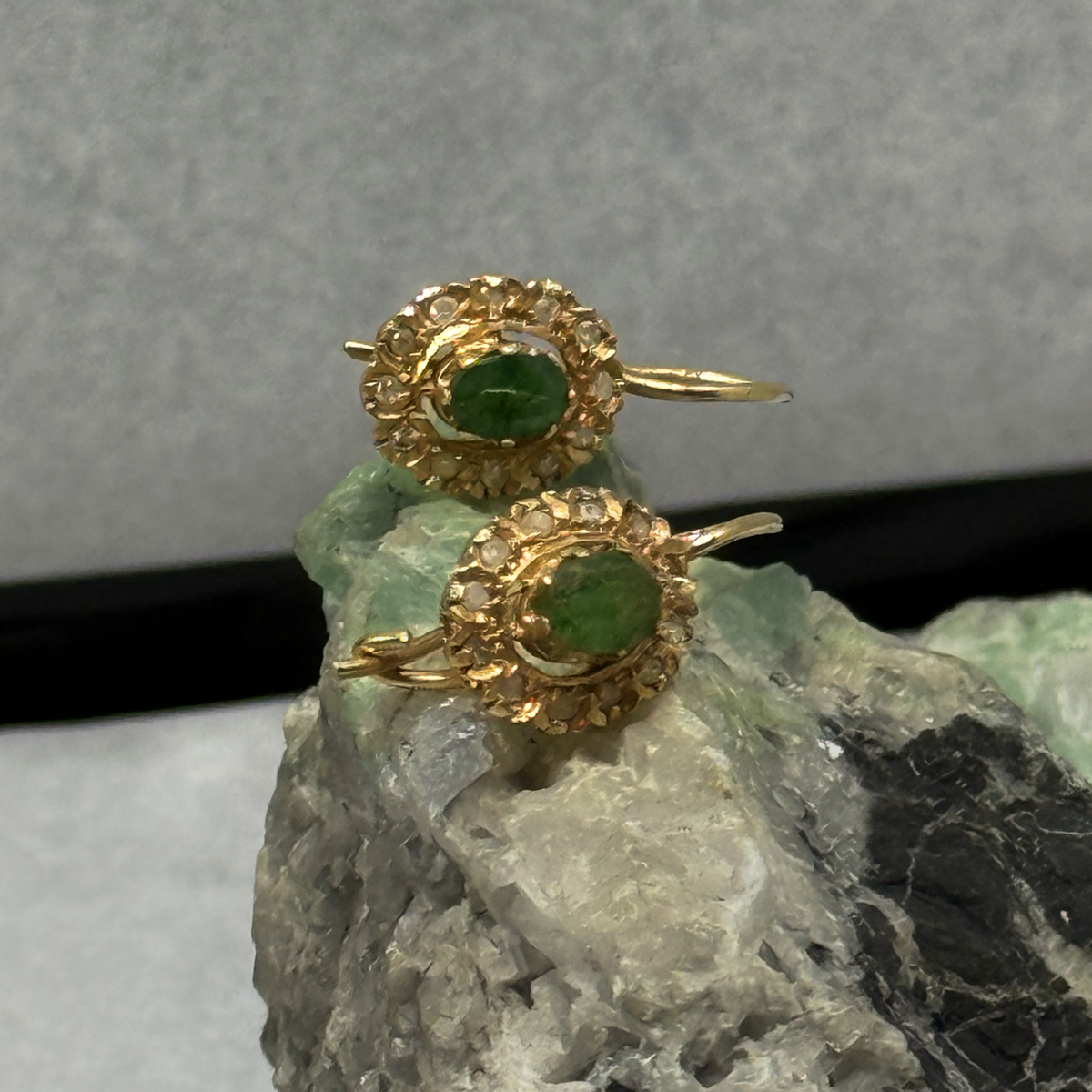 Vintage 14K Gold Emerald, Sapphire & Paste Ring and Earrings Set