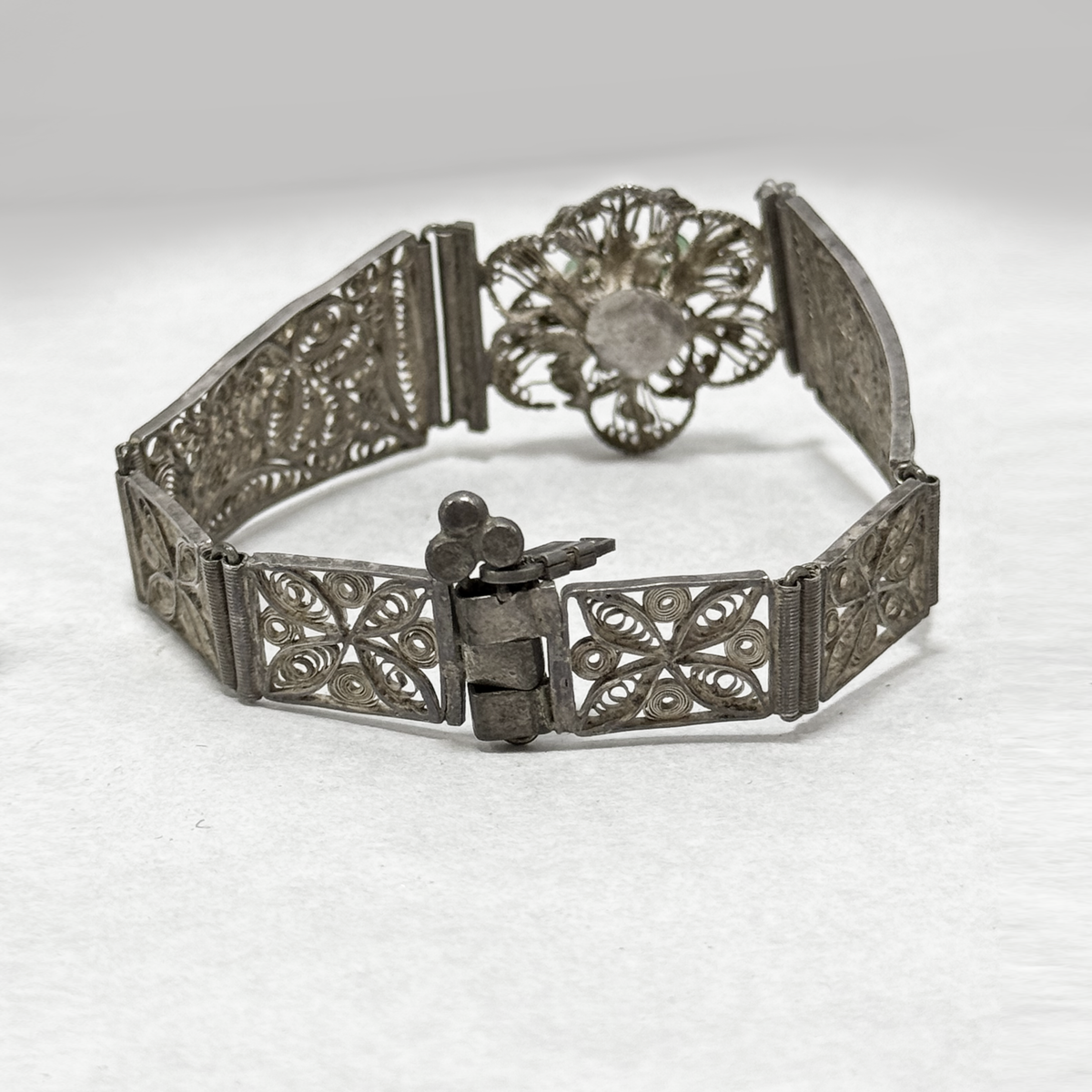 Vintage Silver Filigree Bracelet with Emerald Cabochons