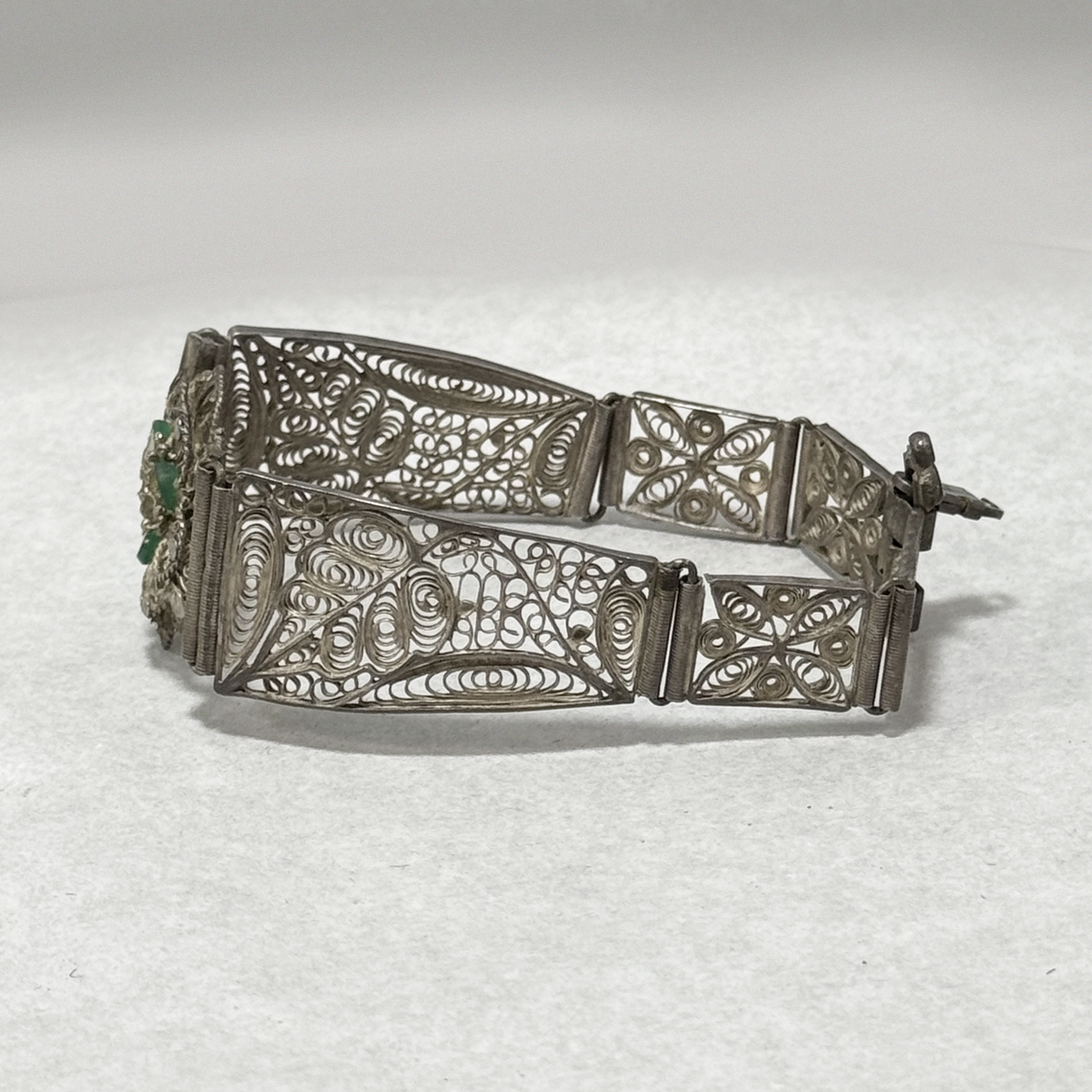 Vintage Silver Filigree Bracelet with Emerald Cabochons