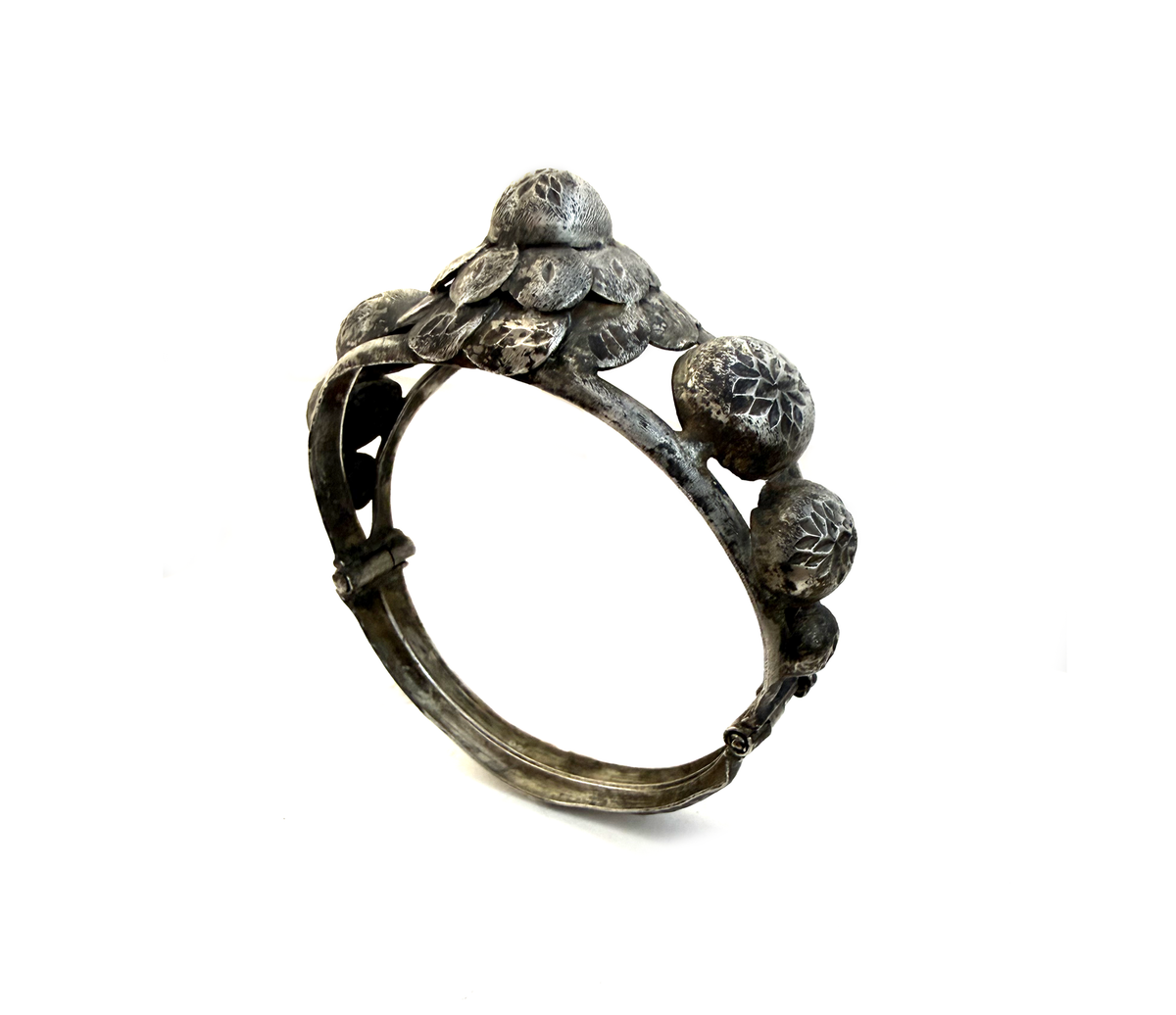 Vintage Middle Eastern Sterling Silver Floral Hinged Bracelet