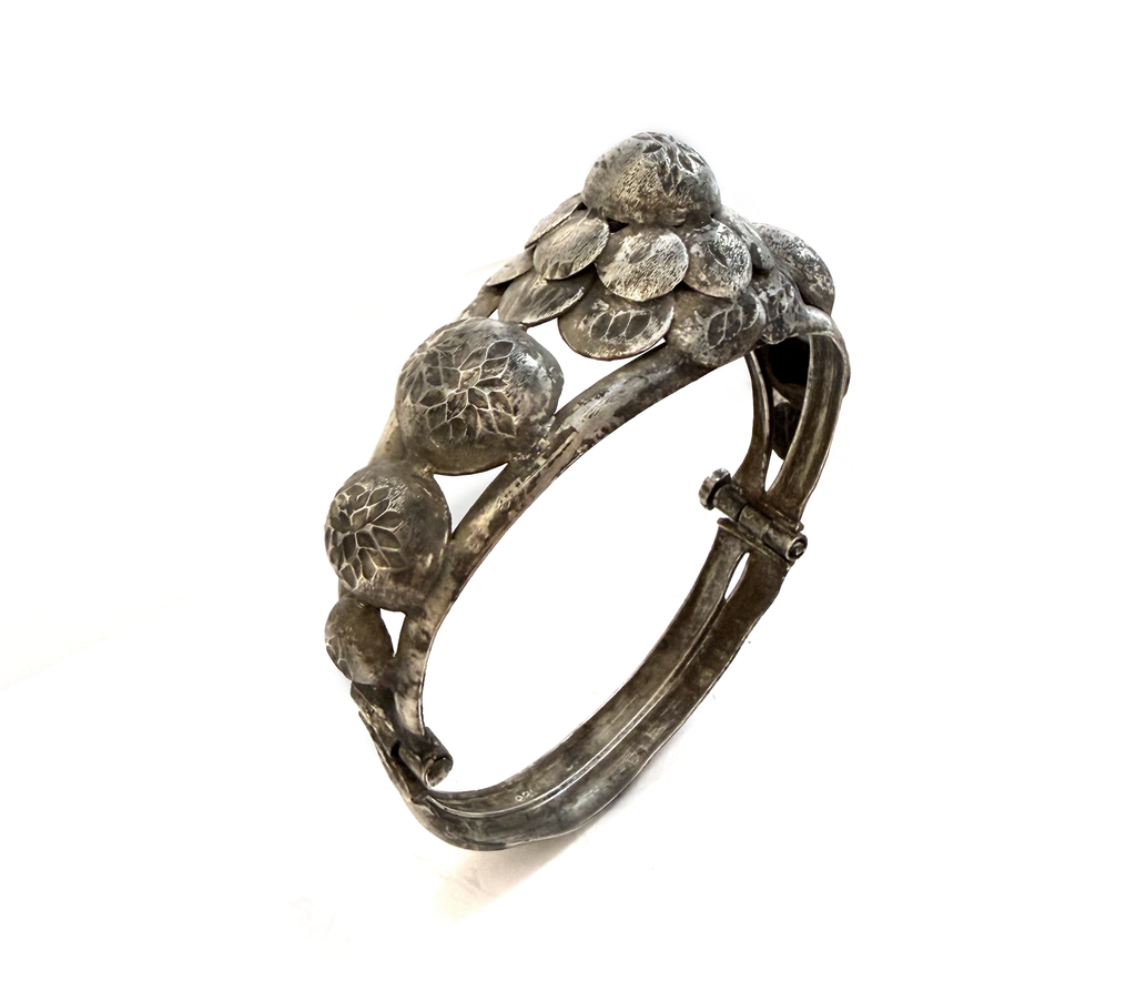 Vintage Middle Eastern Sterling Silver Floral Hinged Bracelet